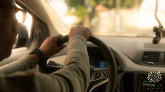 Aplicativo  condenado por suspender motorista com base em antecedentes inexistentes