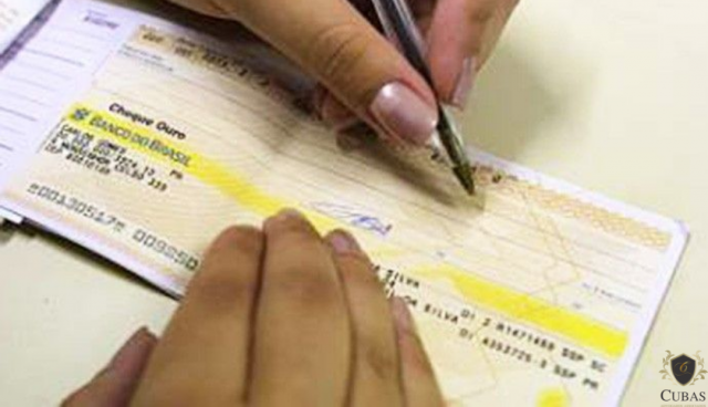 Banco dever� indenizar cliente por se recusar a descontar cheque