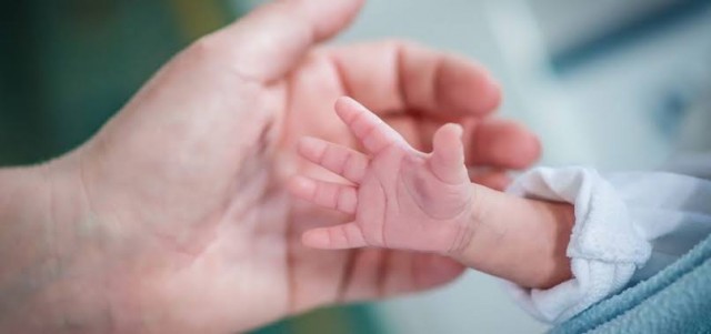Casal que perdeu um filho em decorrncia de erro mdico dever ser indenizado em R$ 100 mil