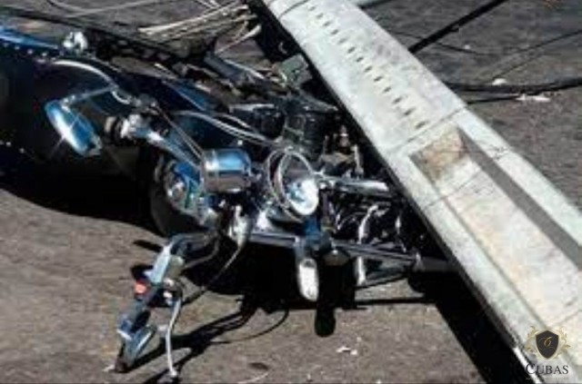 Concessionria de energia eltrica deve indenizar motociclista por acidente com poste cado na via