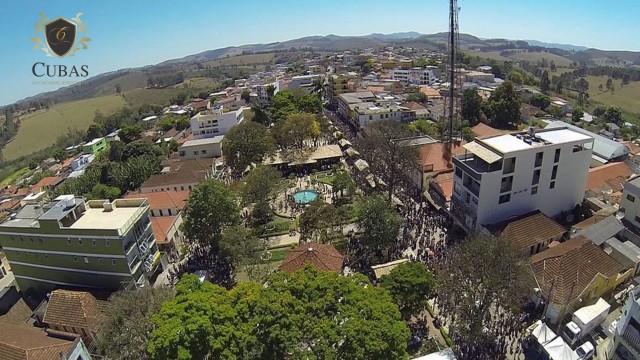Construtora no entrega obras de loteamento no prazo e ter que pagar danos morais