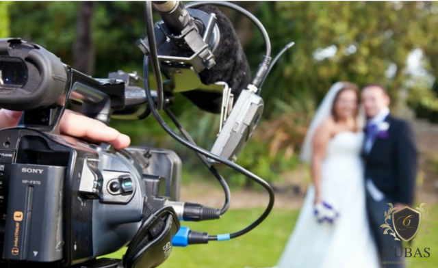 Consumidora ser indenizada por falhas na filmagem do casamento