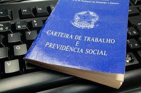 Devido seguro-desemprego a trabalhadora que se tornou microempreendedora individual