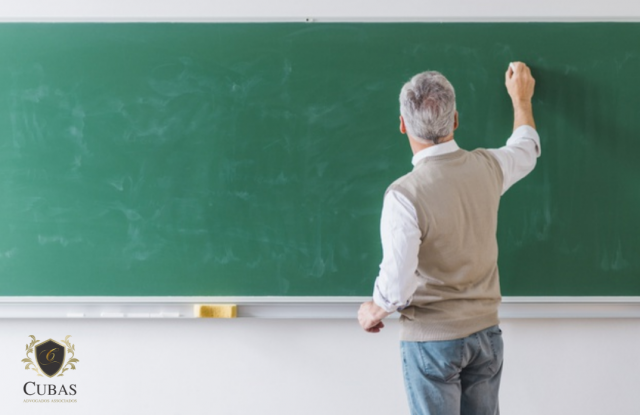 Dispensa de professor de biologia com c�ncer de pr�stata n�o teve car�ter discriminat�rio