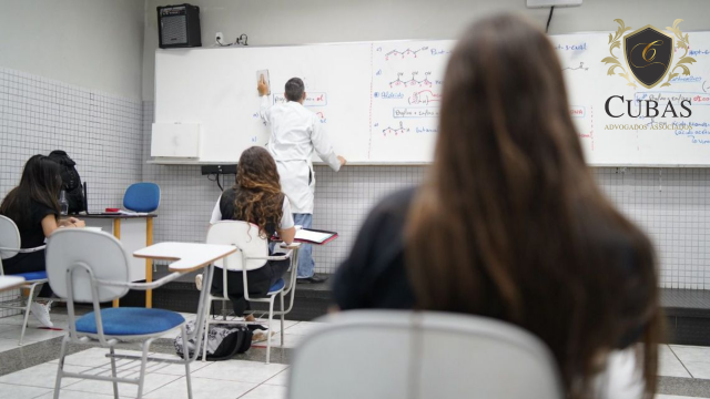Estudante que alegou ser superdotada no entrar na universidade sem ensino mdio