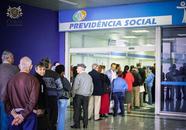 INSS no pode revisar condies de concesso de benefcios aps prazo de 10 anos