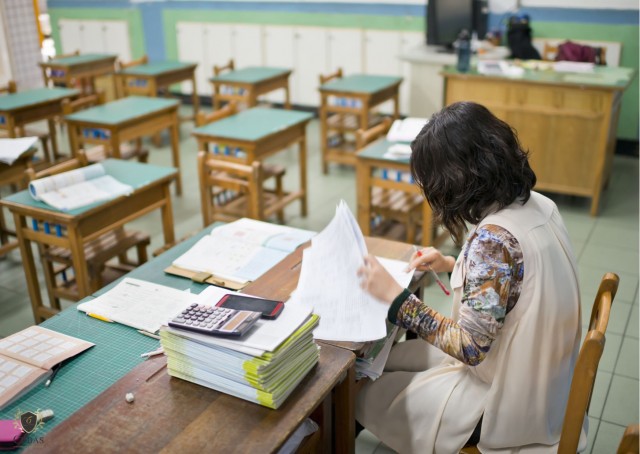 Sem testemunha dos fatos, professora no receber indenizao por assdio moral