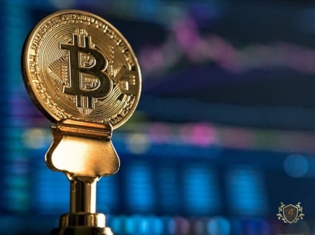 Trabalhadora de empresa que vende criptomoedas no pode ser enquadrada como bancria