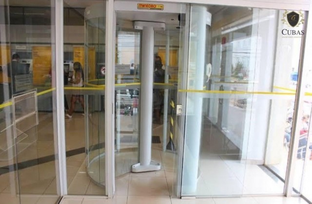 Trabalhadora exposta a risco por falta de sistema de segurana em banco ser indenizada em R$ 20 mil