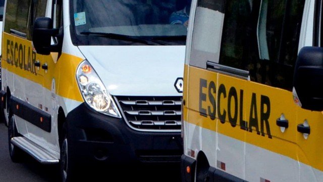 Transporte escolar que esqueceu criana na van indenizar me aflita em R$ 10 mil