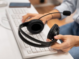 Abuso de direito em ligaes de telemarketing gera dever de indenizar