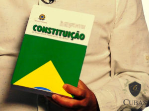 Acmulo de aposentadorias  permitido apenas em casos previstos na Constituio Federal