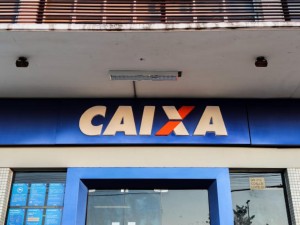 Caixa vai indenizar supermercado que teve malote de dinheiro roubado em agncia