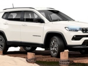 Comprador que levou carro com defeito sob promessa de 'timas condies' ser indenizado