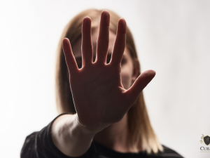 Grfica que minimizou assdio sexual sofrido por empregada deve indenizar a vtima em R$ 40 mil