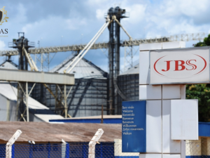 TRT-RS confirma indenizao a trabalhador que atua em frigorfico e contraiu covid-19