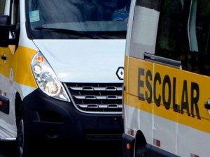 Transporte escolar que esqueceu criana na van indenizar me aflita em R$ 10 mil